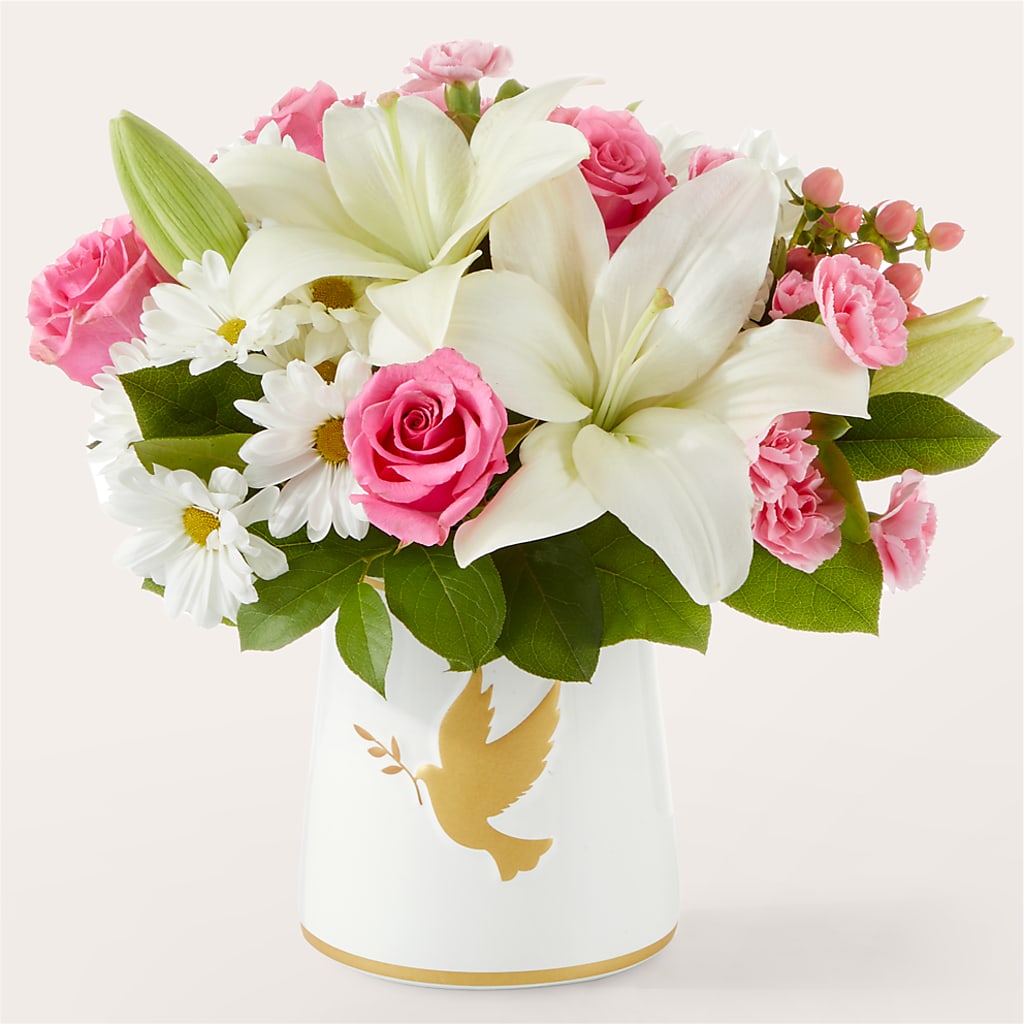 Whispers of Comfort Bouquet – GORDILLO'S FLOWERS AND GIFTS LLC, Mishawaka IN