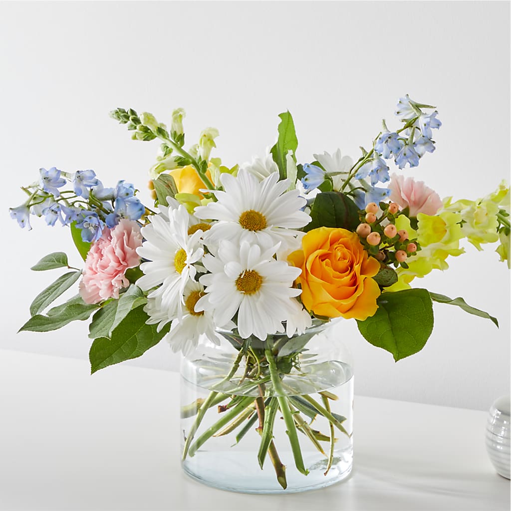 Sun Salutation Bouquet – GORDILLO'S FLOWERS AND GIFTS LLC, Mishawaka IN
