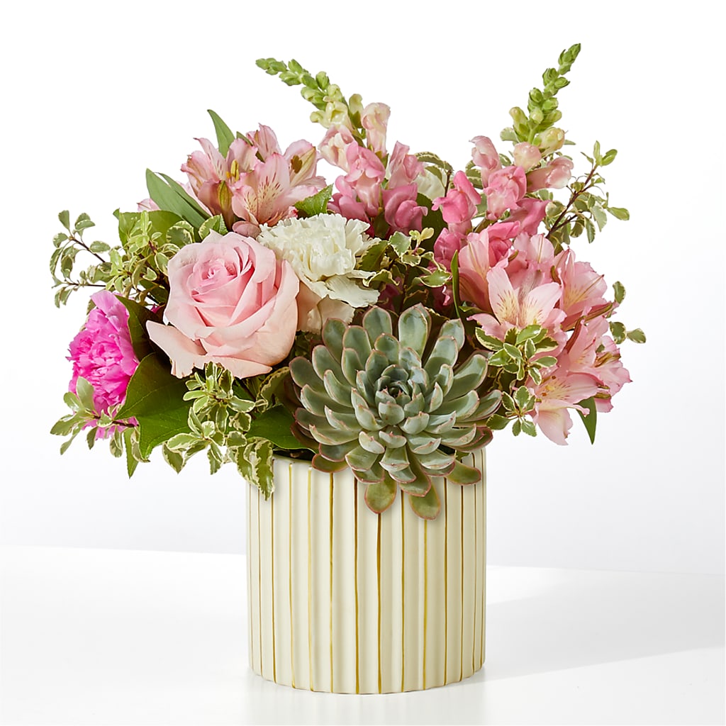 Magenta Musings Bouquet – GORDILLO'S FLOWERS AND GIFTS LLC, Mishawaka IN