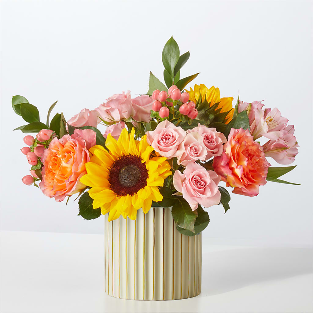 Sun's Out Bouquet – GORDILLO'S FLOWERS AND GIFTS LLC, Mishawaka IN