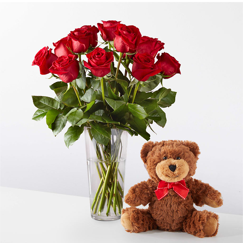 Romantic Long Stem Red Rose Bouquet Bundles – GORDILLO'S FLOWERS AND GIFTS LLC, Mishawaka IN