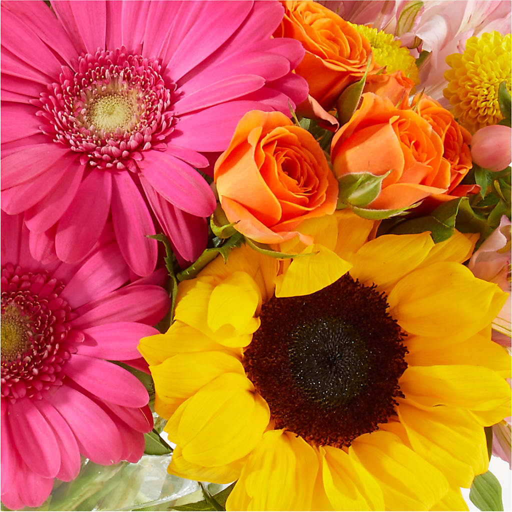 Florist Original Mixed Bouquet – GORDILLO'S FLOWERS AND GIFTS LLC, Mishawaka IN