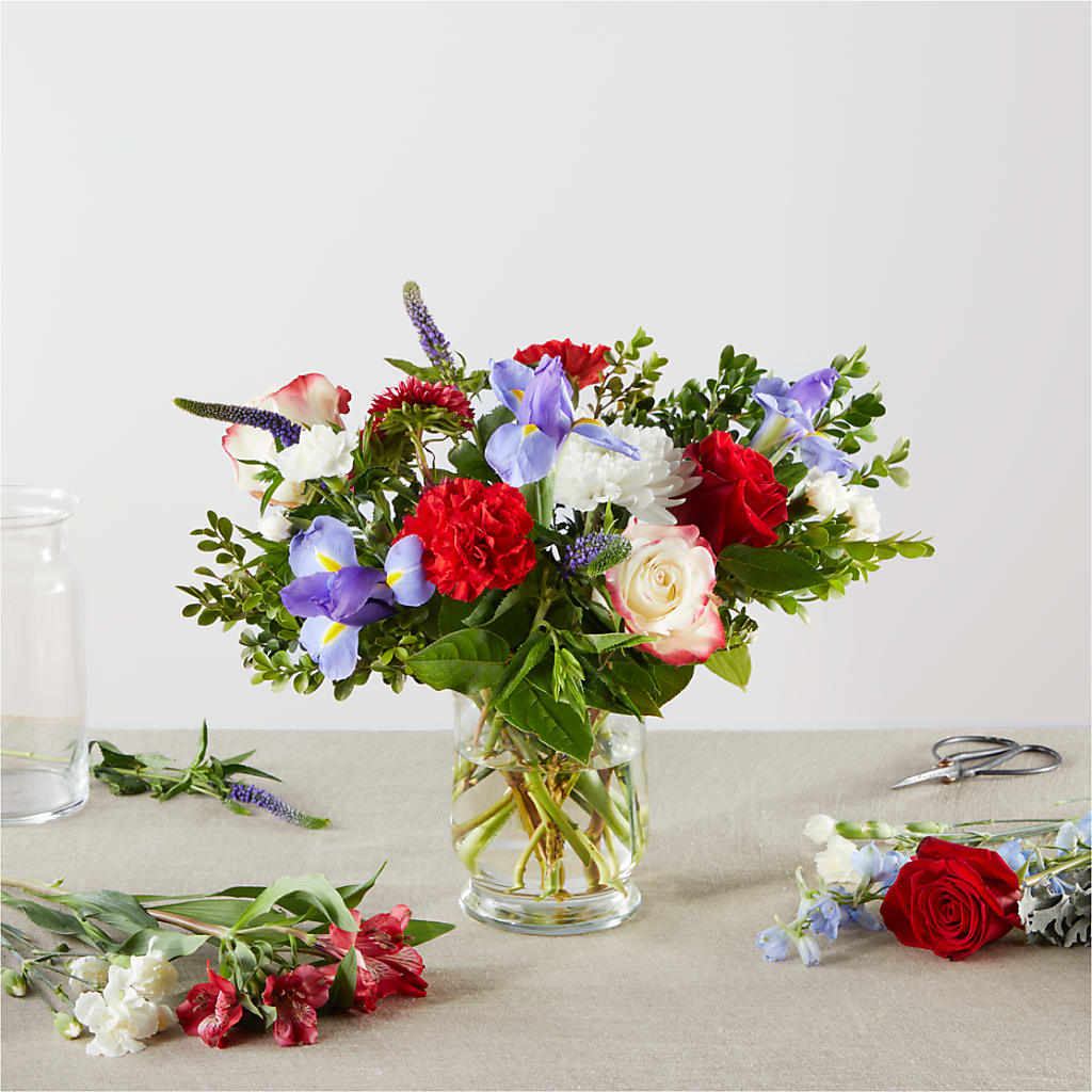 Star Spangled - A Florist Original – GORDILLO'S FLOWERS AND GIFTS LLC, Mishawaka IN
