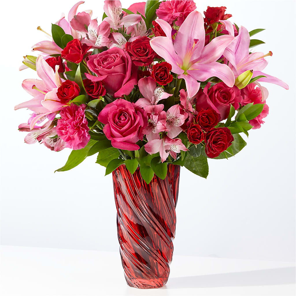 In Love Bouquet with Luxe Swirl Vase – GORDILLO'S FLOWERS AND GIFTS LLC, Mishawaka IN