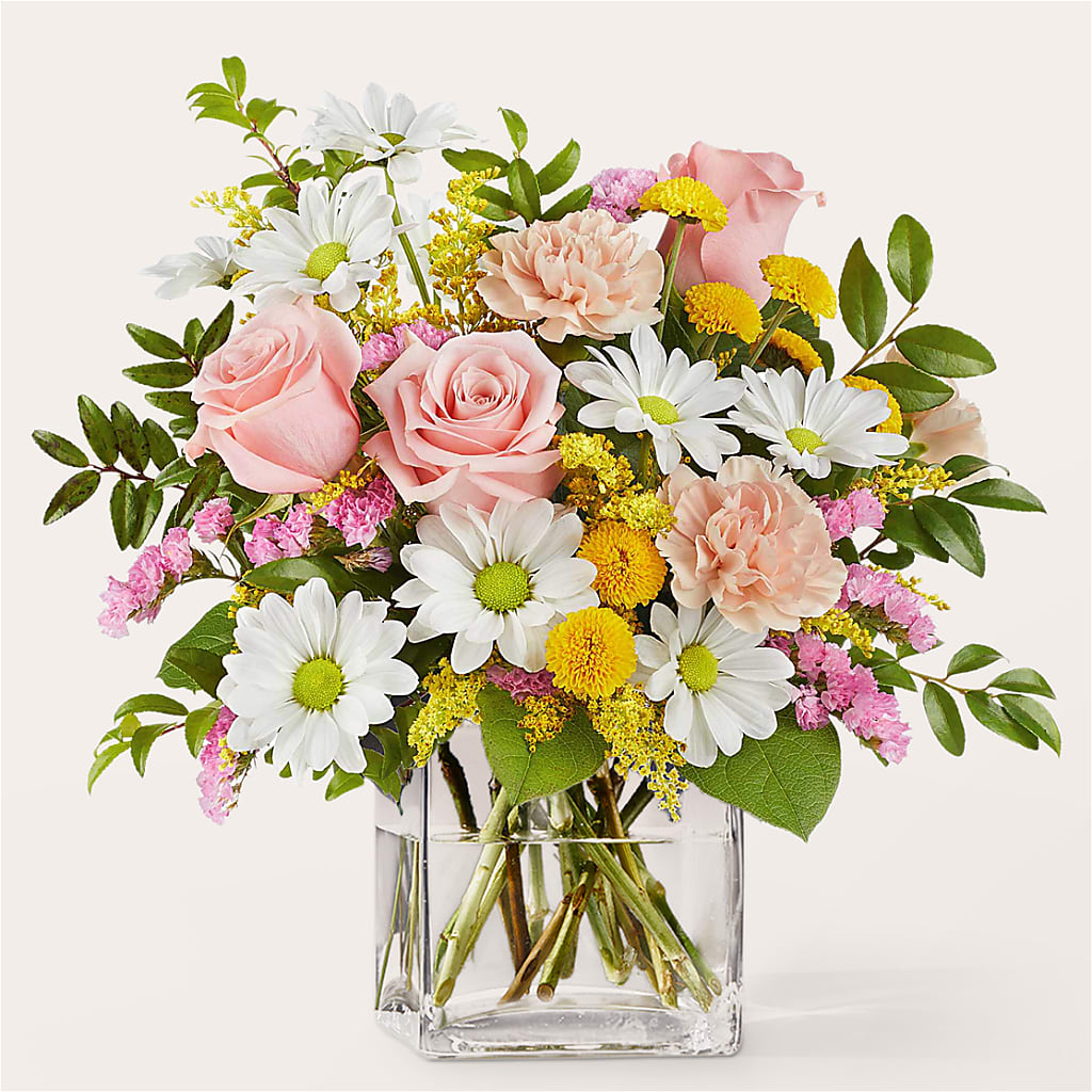 Country Cottage Bouquet – GORDILLO'S FLOWERS AND GIFTS LLC, Mishawaka IN