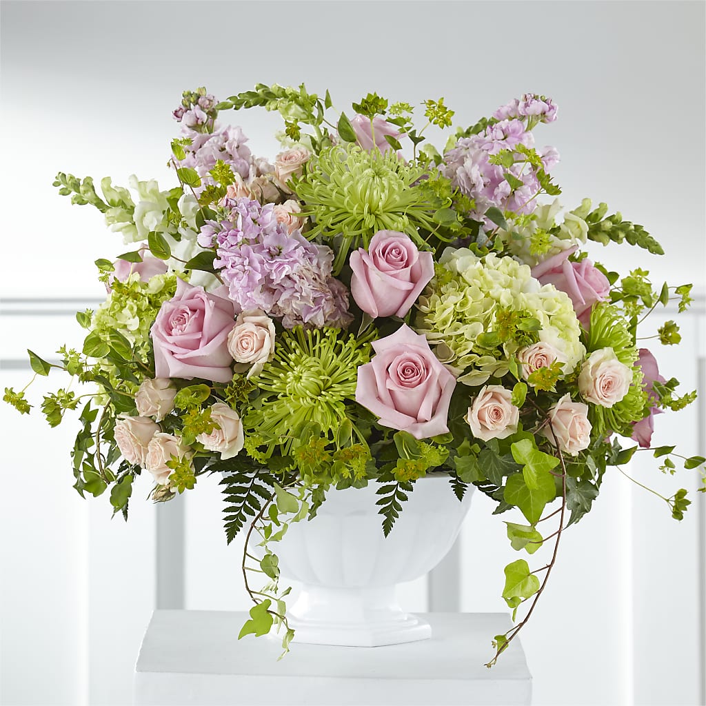 Radiant Embrace Arrangement – GORDILLO'S FLOWERS AND GIFTS LLC, Mishawaka IN