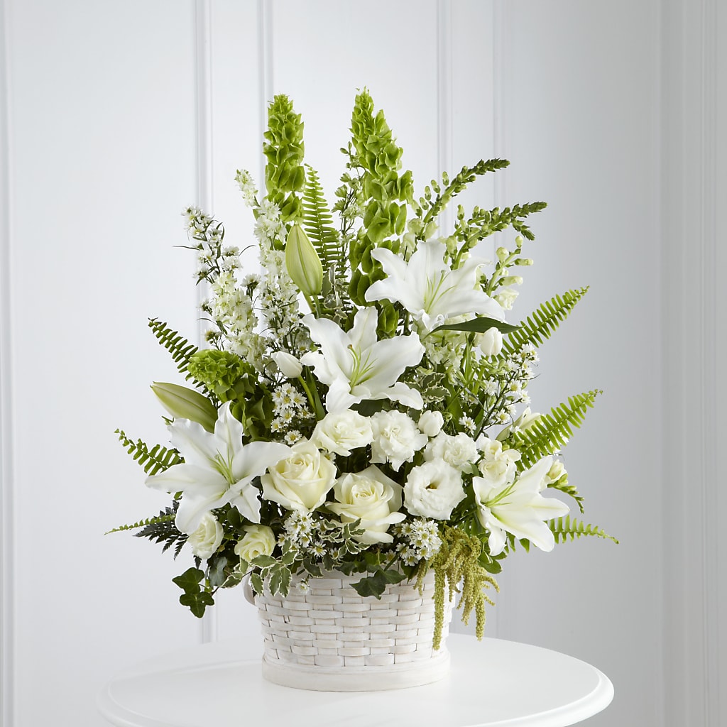 In Our Thoughts Arrangement – GORDILLO'S FLOWERS AND GIFTS LLC, Mishawaka IN