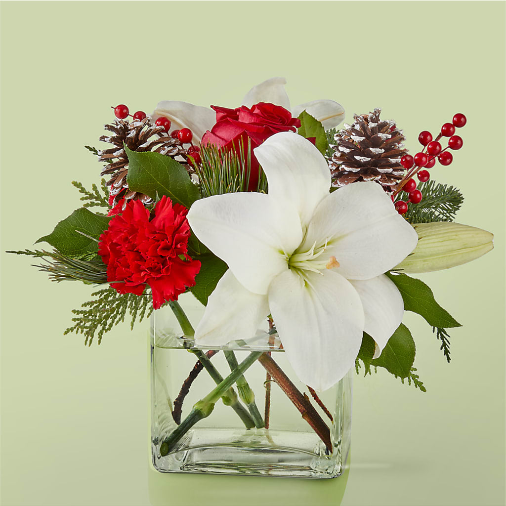 Glistening Icicles Bouquet – GORDILLO'S FLOWERS AND GIFTS LLC, Mishawaka IN