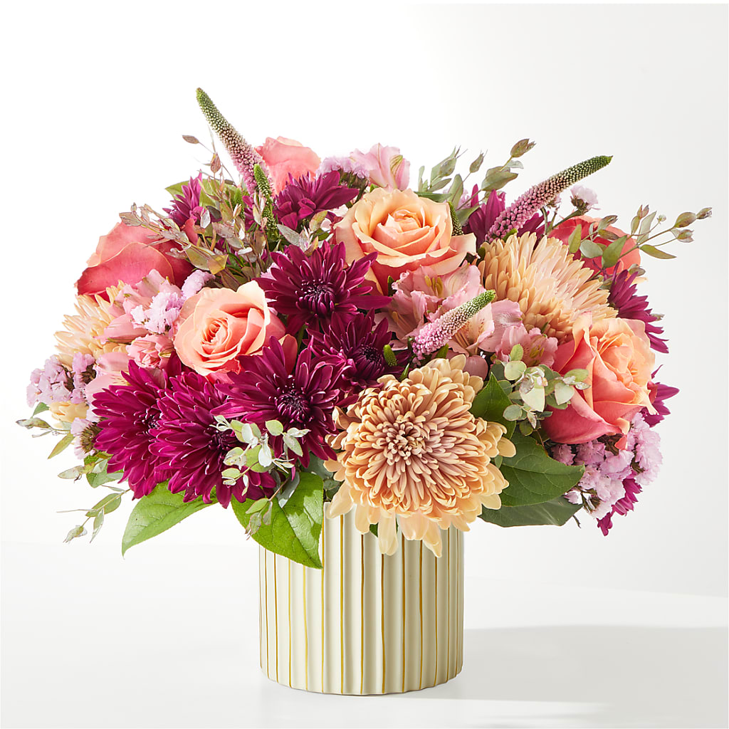 Berry Cobbler Bouquet with Ivory Vase – GORDILLO'S FLOWERS AND GIFTS LLC, Mishawaka IN
