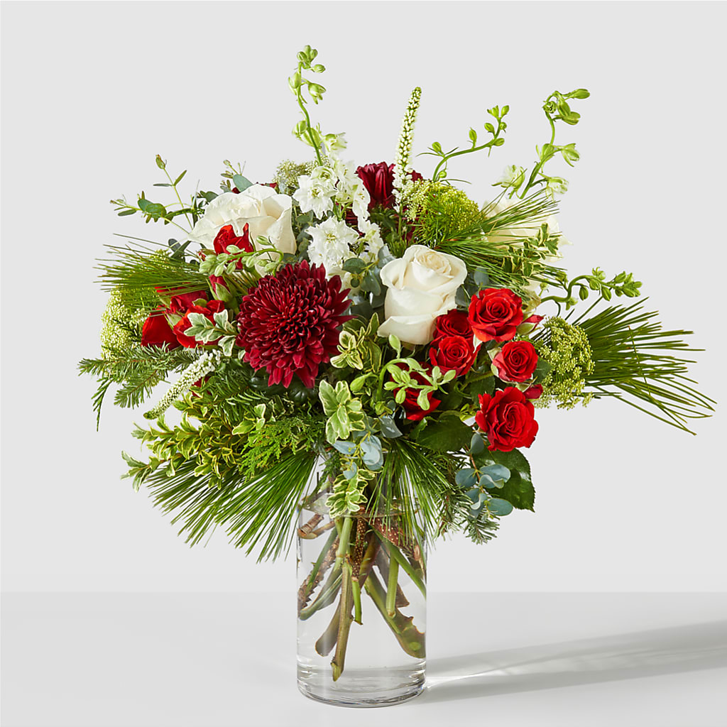 Favorite Traditions Bouquet – GORDILLO'S FLOWERS AND GIFTS LLC, Mishawaka IN