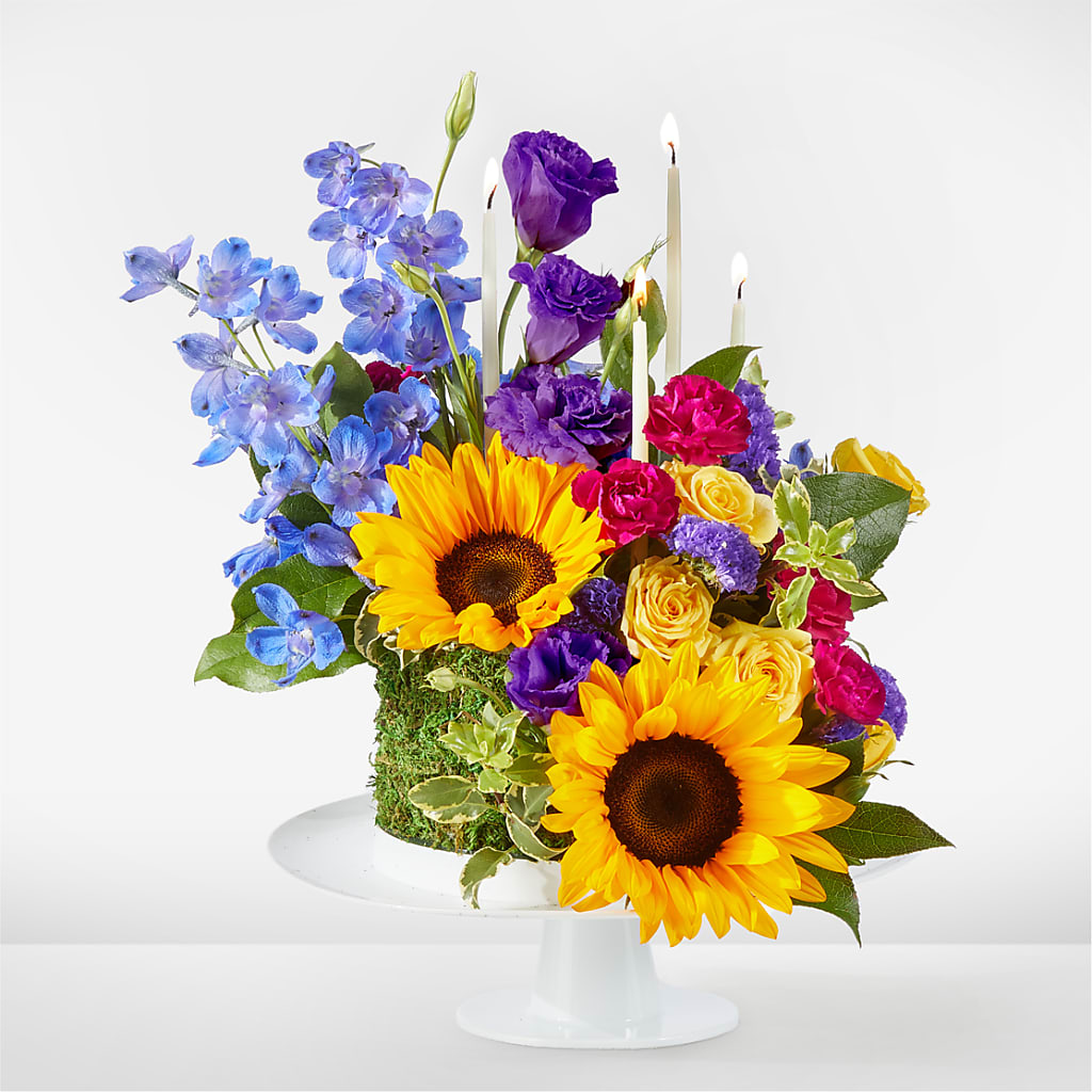 Star of the Day Floral Cake – GORDILLO'S FLOWERS AND GIFTS LLC, Mishawaka IN