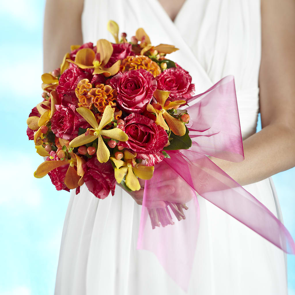 Brilliant Shades of Love Bouquet – GORDILLO'S FLOWERS AND GIFTS LLC, Mishawaka IN