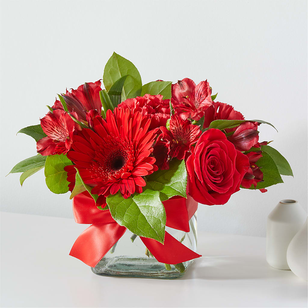 Red Hot Bouquet – GORDILLO'S FLOWERS AND GIFTS LLC, Mishawaka IN