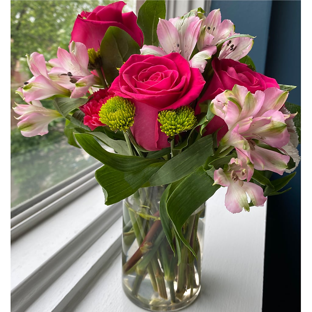 Sweet & Pretty Bouquet – GORDILLO'S FLOWERS AND GIFTS LLC, Mishawaka IN