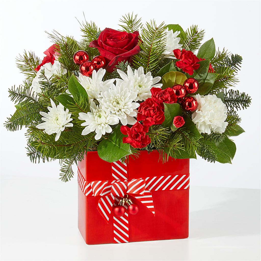 Presents Under the Tree Bouquet – GORDILLO'S FLOWERS AND GIFTS LLC, Mishawaka IN