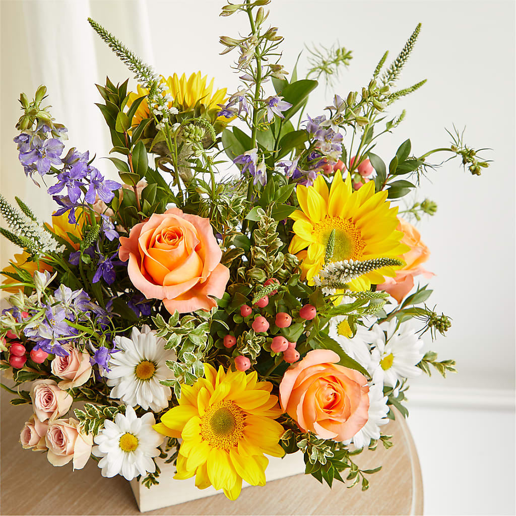The Good Life Bouquet – GORDILLO'S FLOWERS AND GIFTS LLC, Mishawaka IN