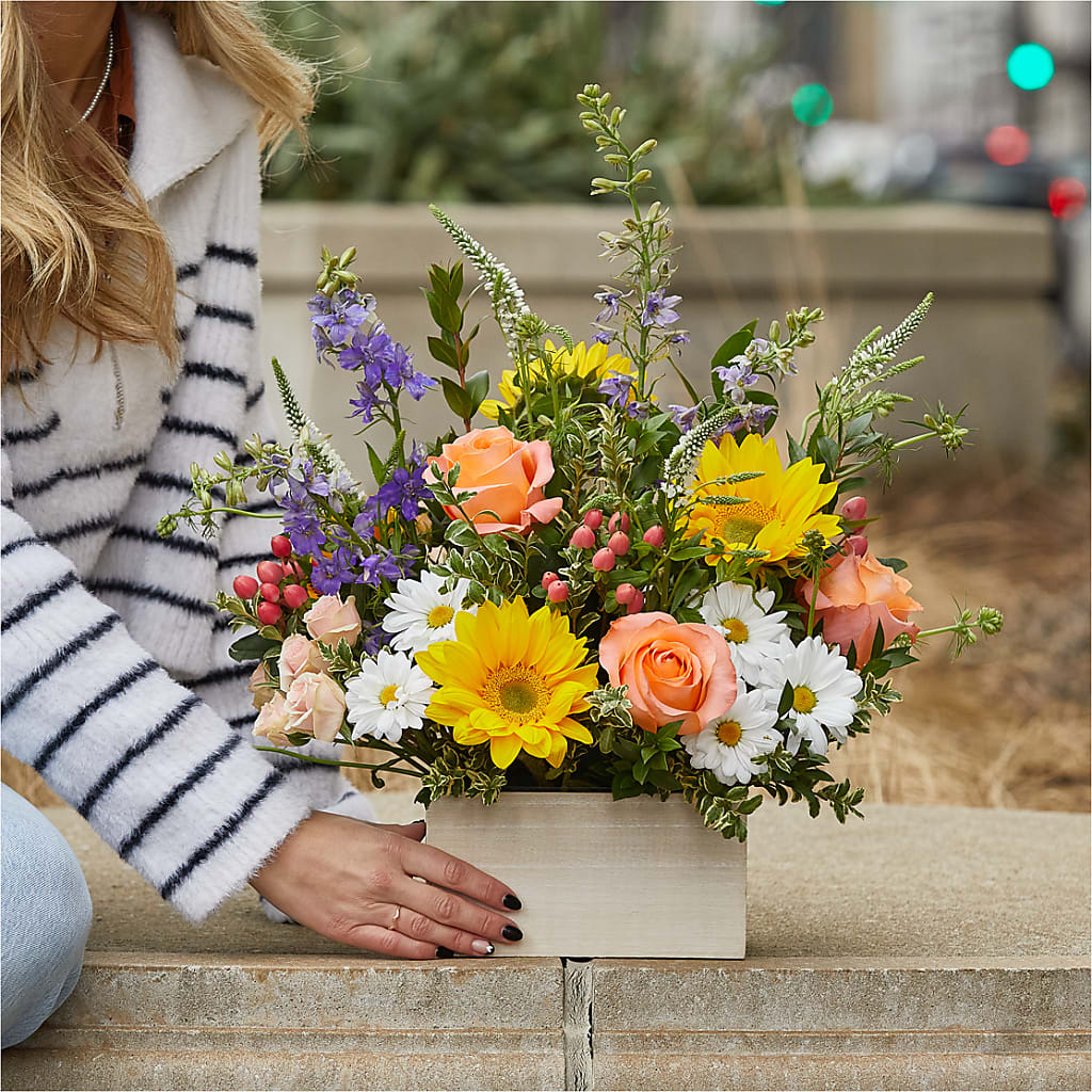 The Good Life Bouquet – GORDILLO'S FLOWERS AND GIFTS LLC, Mishawaka IN