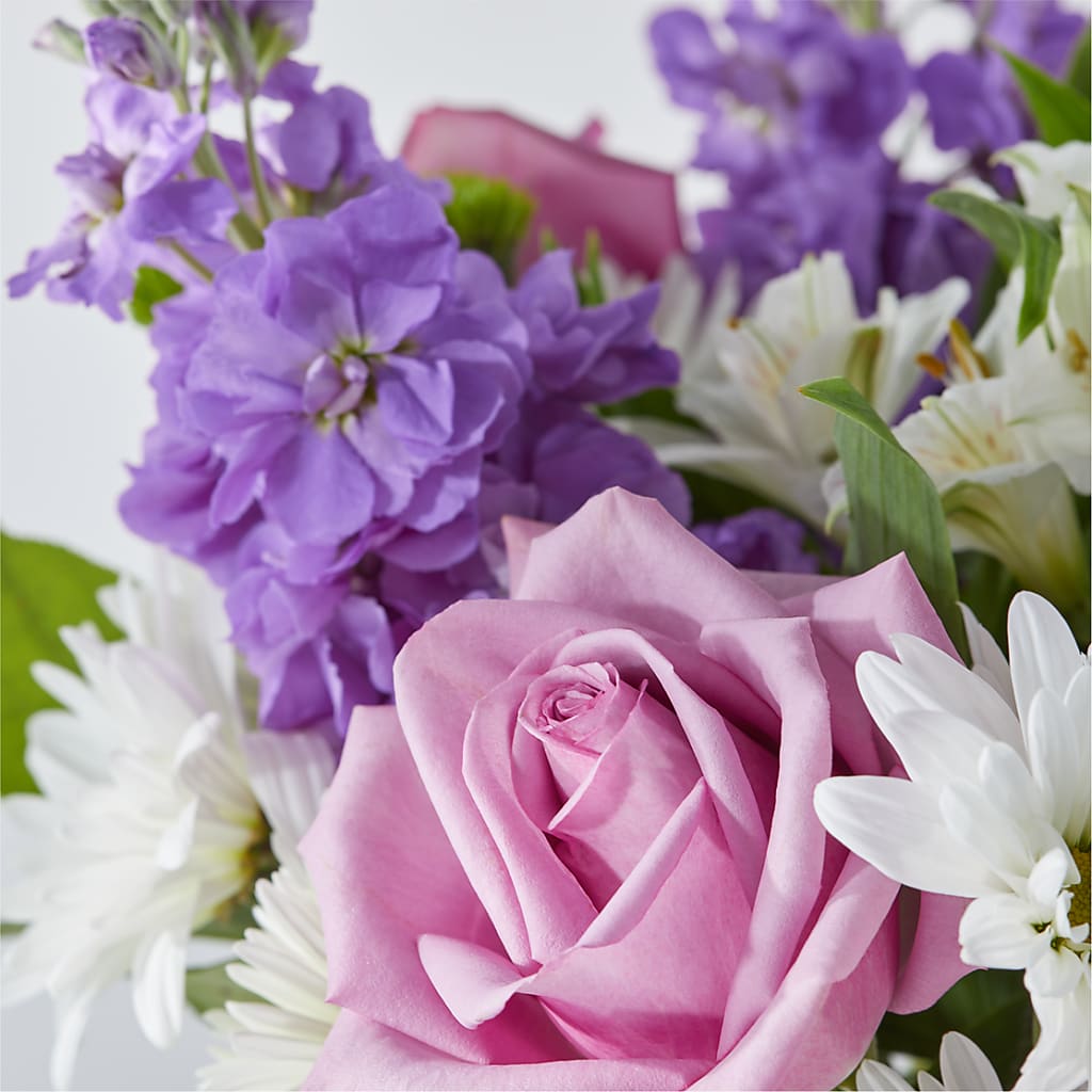Garden of Peace Bouquet – GORDILLO'S FLOWERS AND GIFTS LLC, Mishawaka IN