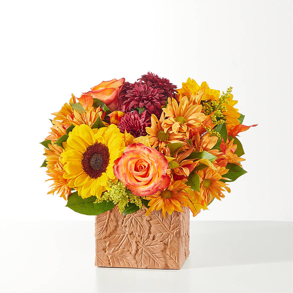 The Outdoors Bouquet – GORDILLO'S FLOWERS AND GIFTS LLC, Mishawaka IN