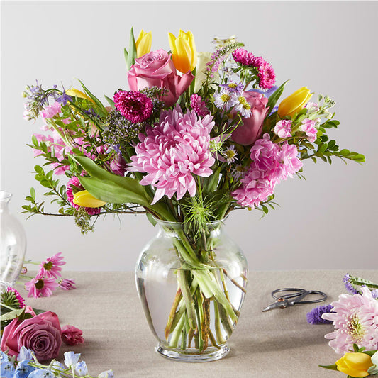 Pastel Tradition - A Florist Original – GORDILLO'S FLOWERS AND GIFTS LLC, Mishawaka IN