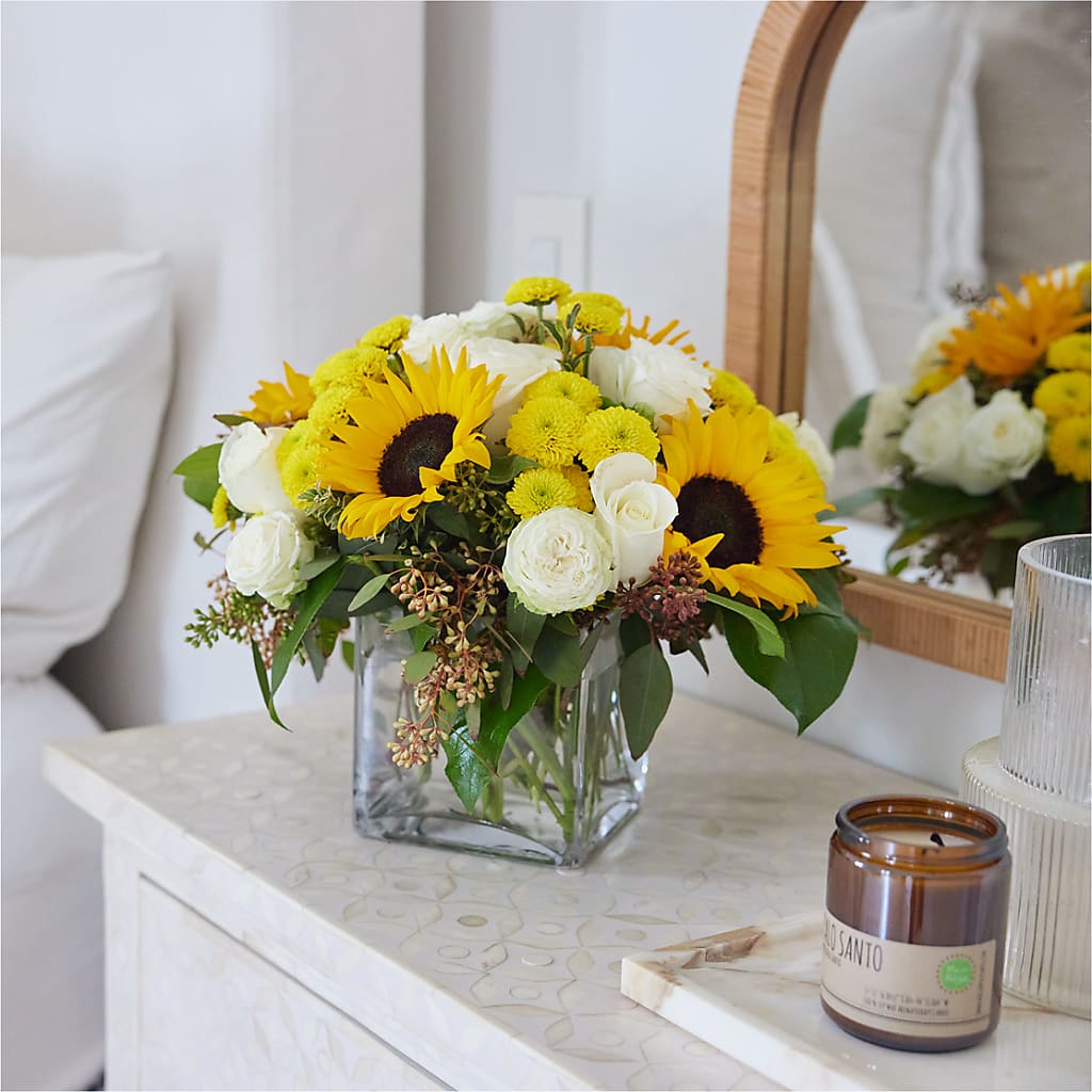 Luminous Morning Bouquet – GORDILLO'S FLOWERS AND GIFTS LLC, Mishawaka IN
