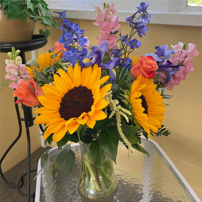 Rays of Life Bouquet – GORDILLO'S FLOWERS AND GIFTS LLC, Mishawaka IN