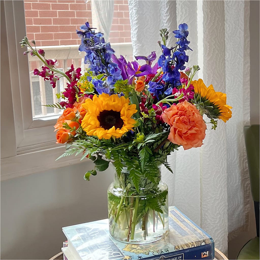 Rays of Life Bouquet – GORDILLO'S FLOWERS AND GIFTS LLC, Mishawaka IN