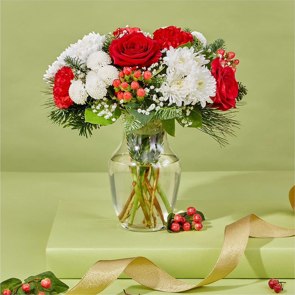 Chance of Flurries Bouquet – GORDILLO'S FLOWERS AND GIFTS LLC, Mishawaka IN