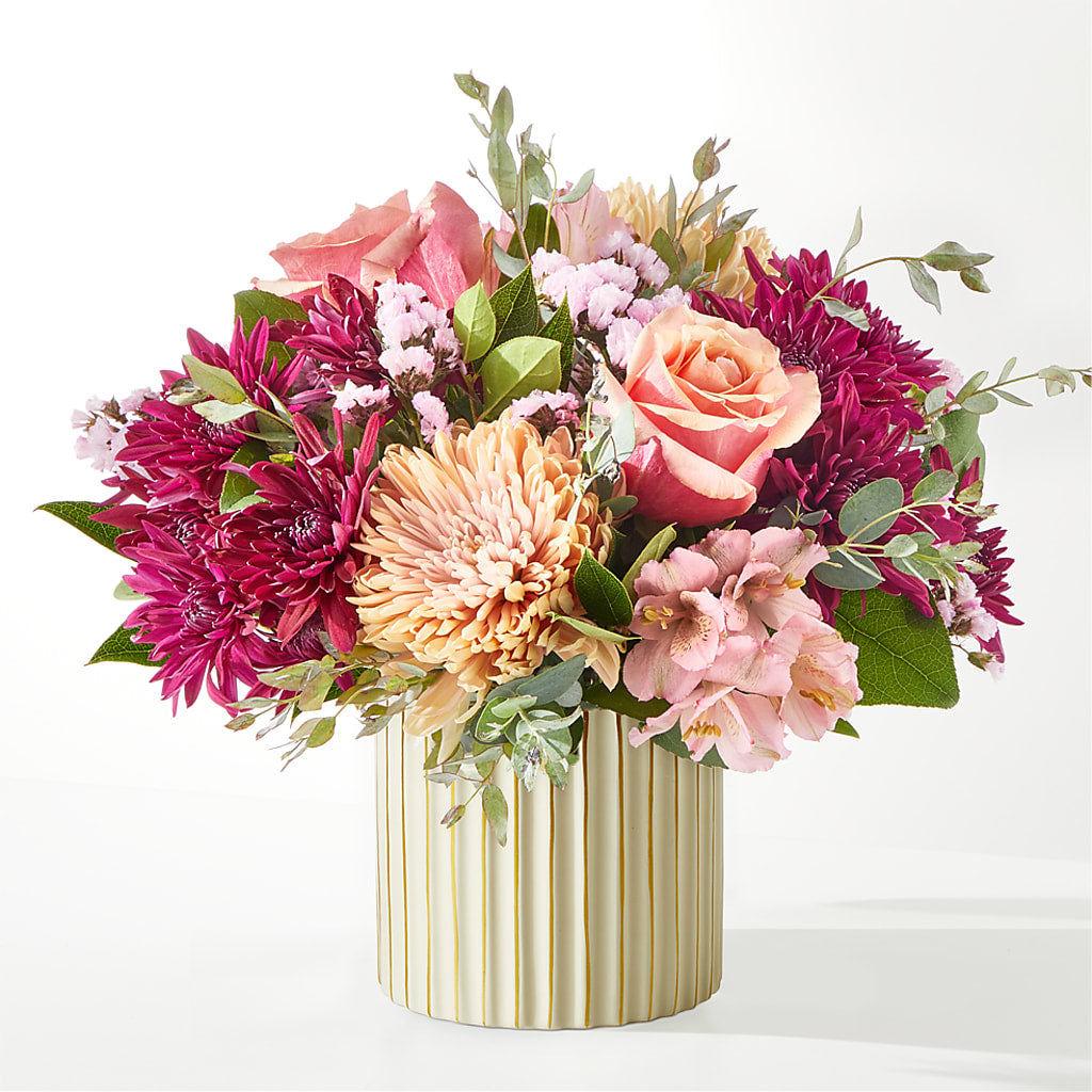 Berry Cobbler Bouquet with Ivory Vase – GORDILLO'S FLOWERS AND GIFTS LLC, Mishawaka IN