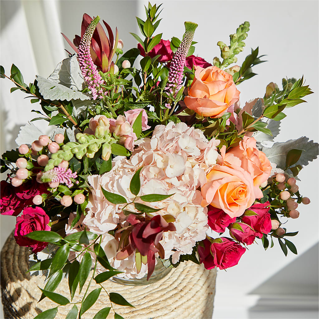 Glitz & Glam Bouquet – GORDILLO'S FLOWERS AND GIFTS LLC, Mishawaka IN