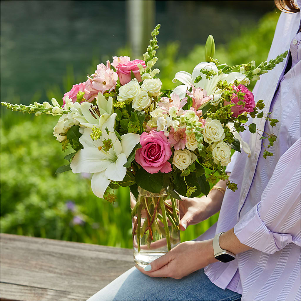 Fondly Bouquet – GORDILLO'S FLOWERS AND GIFTS LLC, Mishawaka IN